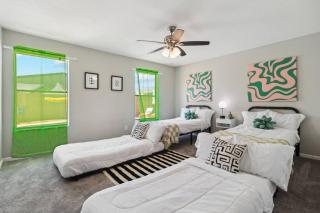 Eclectic Pool Ping-Pong Fire Pit 3 BR - Peoria - 6