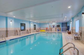 Hampton Inn & Suites Boston/Stoughton, Ma - 5