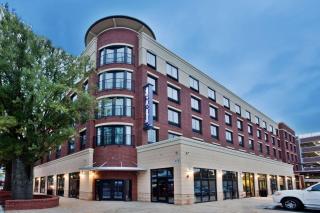 Hampton Inn & Suites Chapel Hill/Carrboro - Chapel Hill - 8