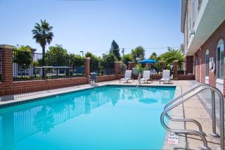 Holiday Inn Express & Suites Sacramento NE Cal Expo by IHG - Sacramento - 5