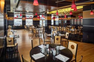 DoubleTree Suites by Hilton Hotel Detroit Downtown - Fort Shelby - 2