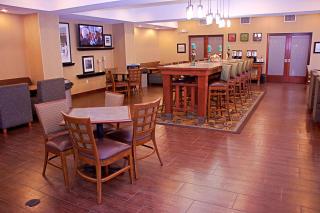Hampton Inn Sidney - Sidney - 2