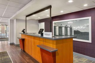Hampton Inn St. Louis-Columbia - Millstadt Junction - 5