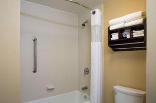 Hampton Inn & Suites Providence Downtown - Providence - 5
