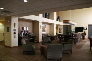 Hampton Inn and Suites Pueblo/North - Pueblo - 7