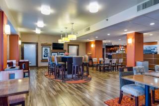 Hampton Inn Johnson City - 5