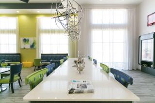 Hampton Inn & Suites Stroud - 1