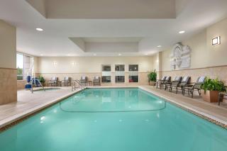 Hampton Inn & Suites Washington-Dulles International Airport - 3