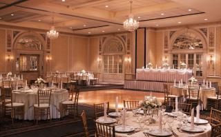 Hotel Roanoke & Conference Center, Curio Collection by Hilton - 4