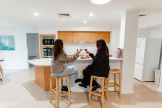 Salhus - sleep in king beds & easy walk to town - Dunsborough - 4