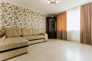 Luxury Family Apart on Golovna найкраще розташування по дорозі до кордону - район ТЦ ДЕПОТ БЕЗКОНТАКТНЕ ЗАСЕЛЕННЯ - Černivci - 1