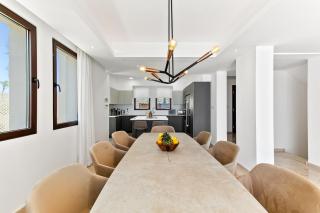 Stunning Villa UV09 Oniro with Sea Views, Aphrodite Hills - Kouklia - 4