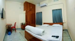 Gaur Homestay AC Rooms - Puri - 9