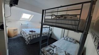 Fern Villa Hotel - Albert Road - 9