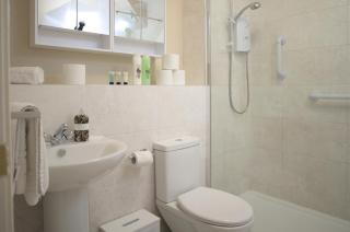 Modern 2-Bed Haven, FREE PARKING - Edimburgo - 1