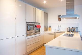 Waters Edge 05, Amaranth Lodge - P - South Cerney - 7
