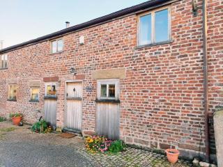 The Old Mill Barn with Hot Tub and Private use of Heated Pool - Wirral - 6