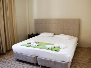 City Center Hotel - Kalamata - 4