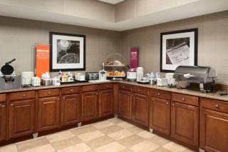 Hampton Inn & Suites Detroit Sterling Heights - 3