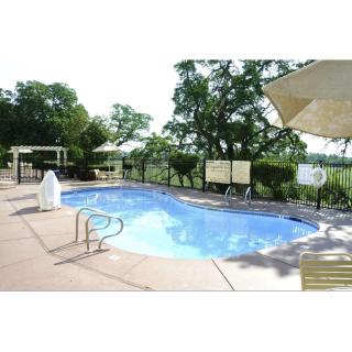 Hampton Inn & Suites Red Bluff - Red Bluff - 4