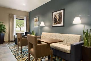 Hampton Inn Wausau - Wausau - 7