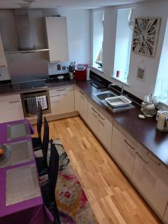 BODLONDEB CASTLE BED & BREAKFAST { CENTRAL LLANDUDNO} - 3