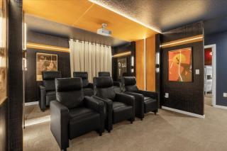 7 Bedroom- 5,5 Baths-Windsor Island 3979 La - Davenport - 5