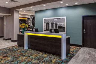Hampton Inn & Suites-Wichita/Airport, KS - Wichita - 6