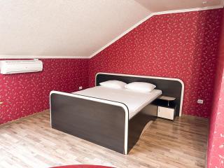 Koral Hotel - Verkhniy Koropets - 3