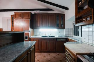 Spacious 3BR Apartment 5th floor - 1