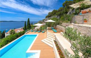Villa Majestic Terra Rossa - Hvar - 0