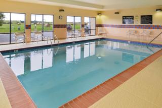 Hampton Inn by Hilton Litchfield - Litchfield - 2