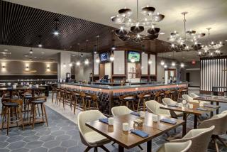 Doubletree by Hilton Harrisonburg - Harrisonburg - 4