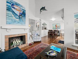 Beautiful Bay View Condo - Rockport - 5