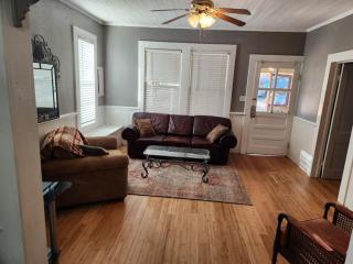 Southern Comfort - Tallahassee - 7