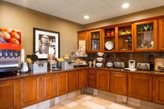 Hampton Inn & Suites Addison - Addison - 4