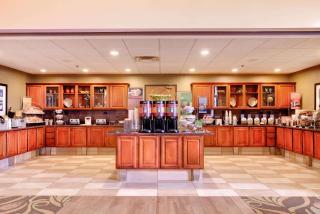 Hampton Inn & Suites Addison - Addison - 3