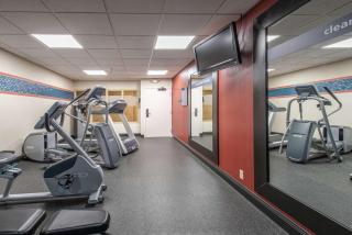 Hampton Inn & Suites Williamsburg-Richmond Road - Williamsburg - 1