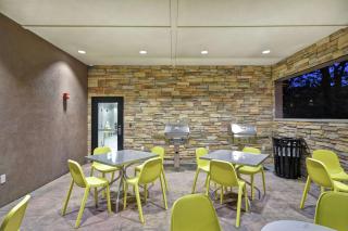 Home2 Suites By Hilton Carbondale - Carbondale - 7