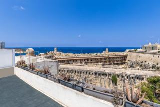 Valletta Bastions Seafront House - Valletta - 4