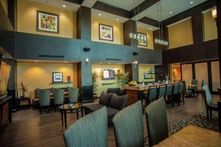 Hampton Inn & Suites Palestine - Palestine - 8