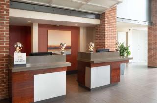 DoubleTree Hotel & Suites Charleston Airport - Charleston - 3
