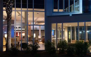 DoubleTree Hotel & Suites Charleston Airport - Charleston - 9