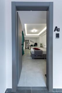 Frourio Lodge Α1 - 4