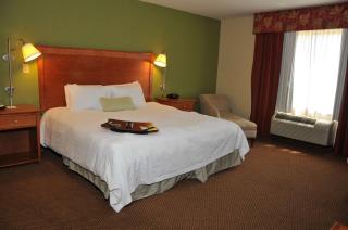 Hampton Inn Clinton - Clinton - 2