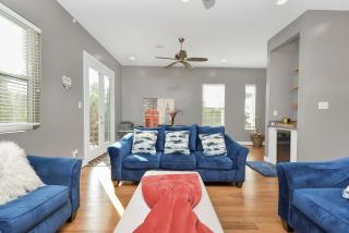 N-E-G SKAI MIDTOWN of HOUSTON - 8