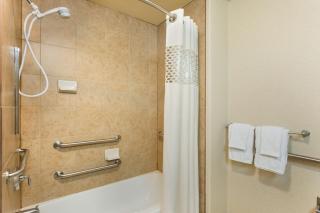 Hampton Inn & Suites Pharr - 1