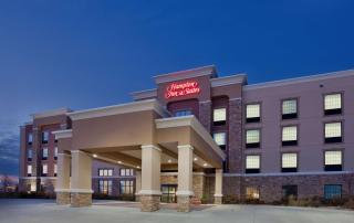 Hampton Inn and Suites St. Cloud - Saint Cloud - 0