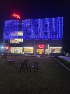 Bellazio Suites Hotel & Resort - Bareilly - 0