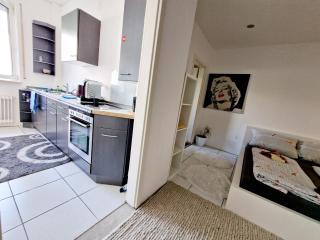 Gruppenfreundliches Apartment - Herzogenaurach - 3